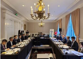 “격리면제 이메일 접수 폐지할 것”…새 시스템 준비 중 