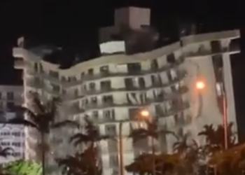 마이애미 콘도, 남은 건물 폭파 해체(현장 영상)