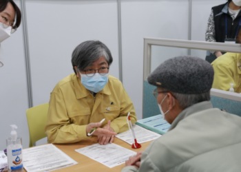 ‘한 달 남은 화이자 백신’ 한국, 이스라엘서 70만회분 받기로