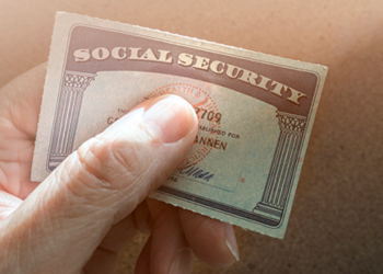 영주권 신청자, SSA안가도 소셜카드 받는다.