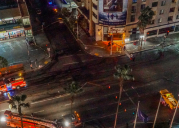 얼굴 침 뱉은 용의자 폭행 LA 경찰관, 즉시 직무 정지 조치