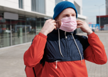 LA 실외 마스크 착용 다시 의무화..19일부터