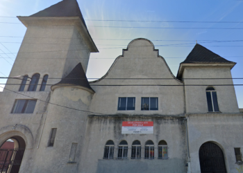 건립 118년 유서 깊은 LA 교회, 대규모 화재로 전소