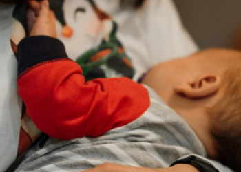 “모유에서 10개월간 코로나 항체 분비”