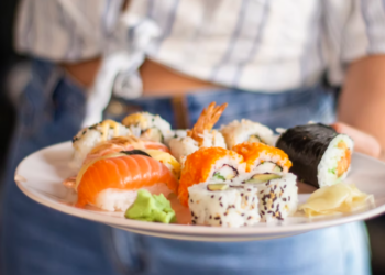 크로거 마켓 총격범은 해고된 스시집 직원