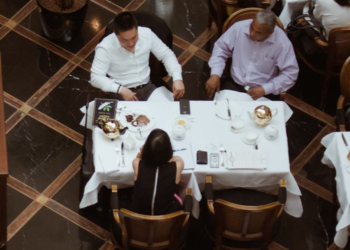 LA시, 실내업소 입장시 백신증명 의무화한다