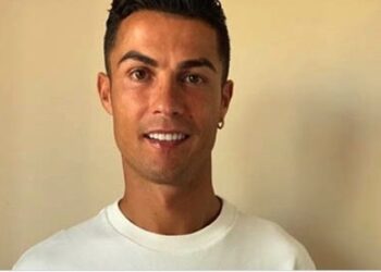 “크리스티아누 호날두, 전설을 뛰어 넘었다”