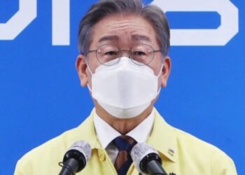 이재명, ‘음란물 노출’ 교수 기획단 임명 파문