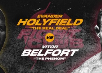 트럼프, 이번엔 권투해설가 변신..9/11 홀리필드와 벨포트 경기