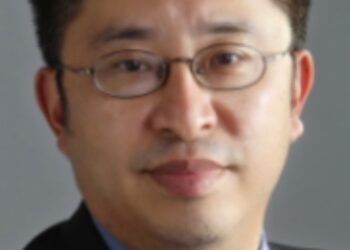 🔳김해원 칼럼(15): 코로나 접종 거부하다 해고되면 실업수당 못 탄다?