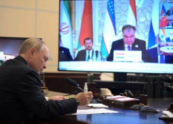 푸틴의 승리…러시아 총선, 집권당 48% 득표 선두