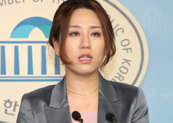 한국 정치판 뒤흔든 이 사람, “내가 제보자 맞다”