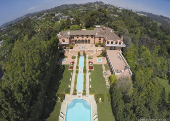 영화 ‘대부’ 속 허스트 주택 6300만달러에 팔려