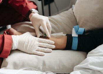 [코로나 비극] 미 심장병 환자, 병상 없어 200마일 이송..결국 사망