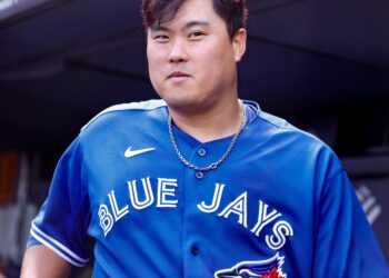 수염 깎고 간만에 환하게 웃다. 류현진 13승