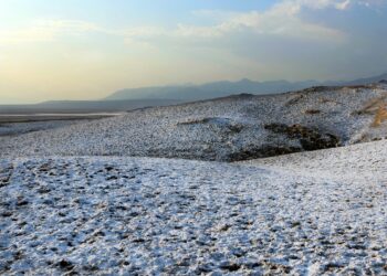 당혹스러운 데스밸리의 9월 ‘윈터 원더랜드’