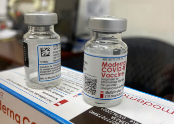 “돌파 감염, 초기 접종자에 더 많아”새 연구 결과