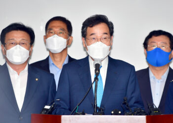 “감옥 간 MB, 되풀이해야 되겠나…이재명, 당선 안돼”