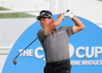 최경주, PGA 챔피언스 투어 우승..한국인 최초