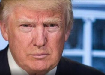 트위터 없어 답답한 트럼프, 계정 복원 소송