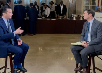 “아동백신-머크 치료제로 팬데믹 종식될 것”