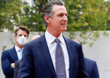 캘리포니아, 콘돔착용 의무법 제정…동의 없이 미착용시 성폭행 간주