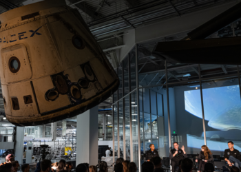 스페이스 X 기업가치 1000억달러 돌파..헥토콘 기업 등극