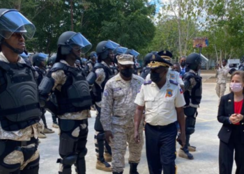 아이티서 미국 선교단체 소속 17명 납치