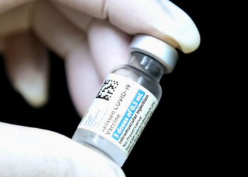 “얀센 백신 애초 두 번 접종했어야”….5개월 후 효과 3% 불과