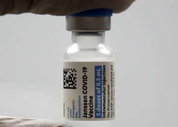 존슨 앤 존슨 백신 18세 이상 부터 부스터샷 접종 가능