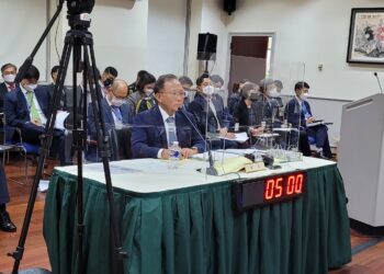 ‘애틀란타 희생자 장례식 불참’ 주미 대사 뒤늦게 “반성한다”