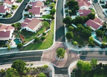 집값 고공행진 멈출까.. “모기지 금리 4%까지 뛸 것”