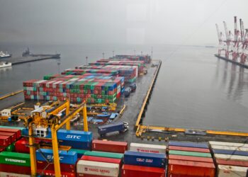 생필품 사재기 재연..코로나에 세계 공급망 무너져