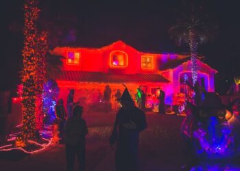 할로윈 파티서 총격 2명 죽고 5명 부상