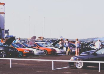 천정 부지 치솟는 중고차 가격…”하루만 늦어도 가격 올라”