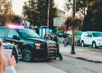 “미국 경찰 너무 무서워”..경찰 폭력 사망자 상당수 사망증명 누락