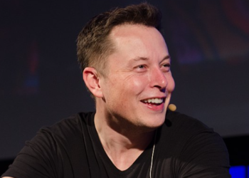 부유세 촉구한 샌더스에 “아직 살아있었네”