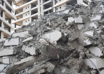 신축 공사 중 21층 건물 붕괴…100여명 매몰 실종