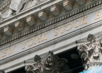 뉴욕 증시, 고용호조에 또 사상최고치 경신