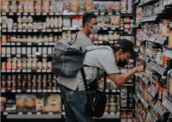 미친듯 고삐 풀린 물가에 서민들 “울고 싶다” 신음