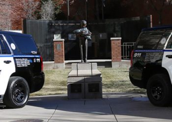 9년 전 참사났던 그곳서 또 다시 총기 난사