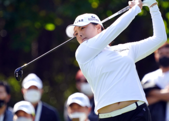 고진영, LPGA 시즌 최종전 2R 공동 9위