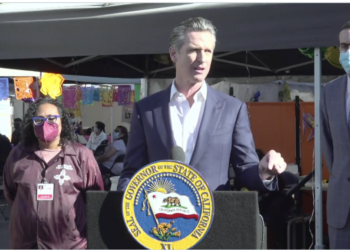 캘리포니아 코로나 감염율 전국 최저