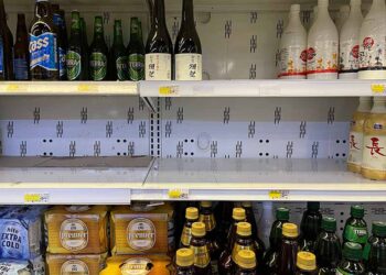 “유통기한 한 달 남았는데…막걸리는 아직 바다 위에”