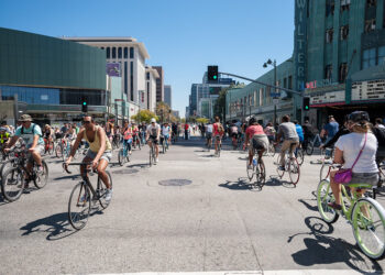 ‘차 없는 거리’ 시클라비아..자전거 헬멧 등 선물도 푸짐
