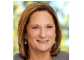 디즈니, 98년 역사상 첫 여성 회장 취임