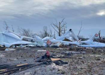 (1보)100년만 최악 토네이도 강타, 6개 주 79명 사망..열차 탈선·프리웨이 폐쇄