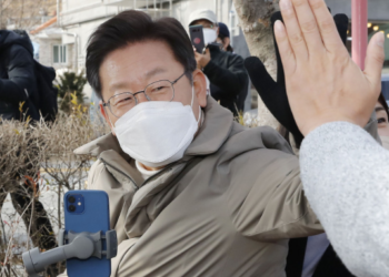 심상정,  “이재명, 文 차별화하다 국민의힘 후보될라”