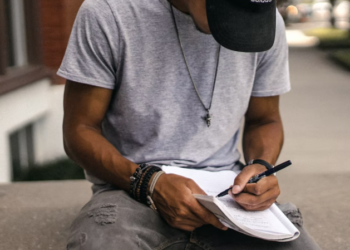 신규 실업수당 신청 2주일 만에 증가