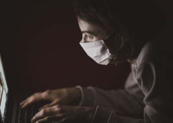 CDC,  코로나 격리 10일서 5일로 단축